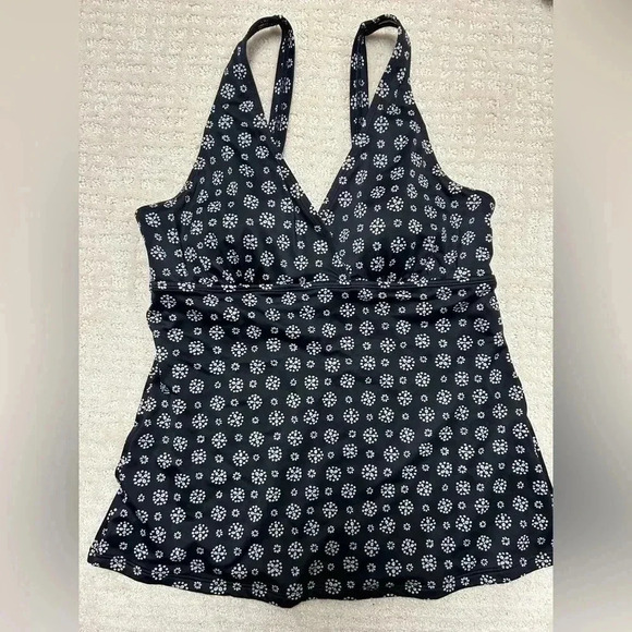 LL Bean Tankini Top Size 10 - Picture 1 of 6